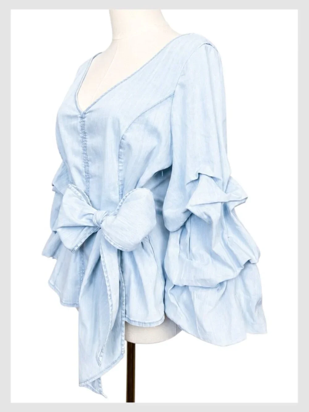 White House Black Market Denim Tencel Tie Waist Blouse Light Blue 10 L - Picture 7 of 10